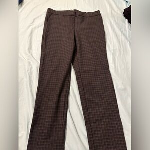 Elegant Brown Houndstooth Pantsuit with Straight Leg